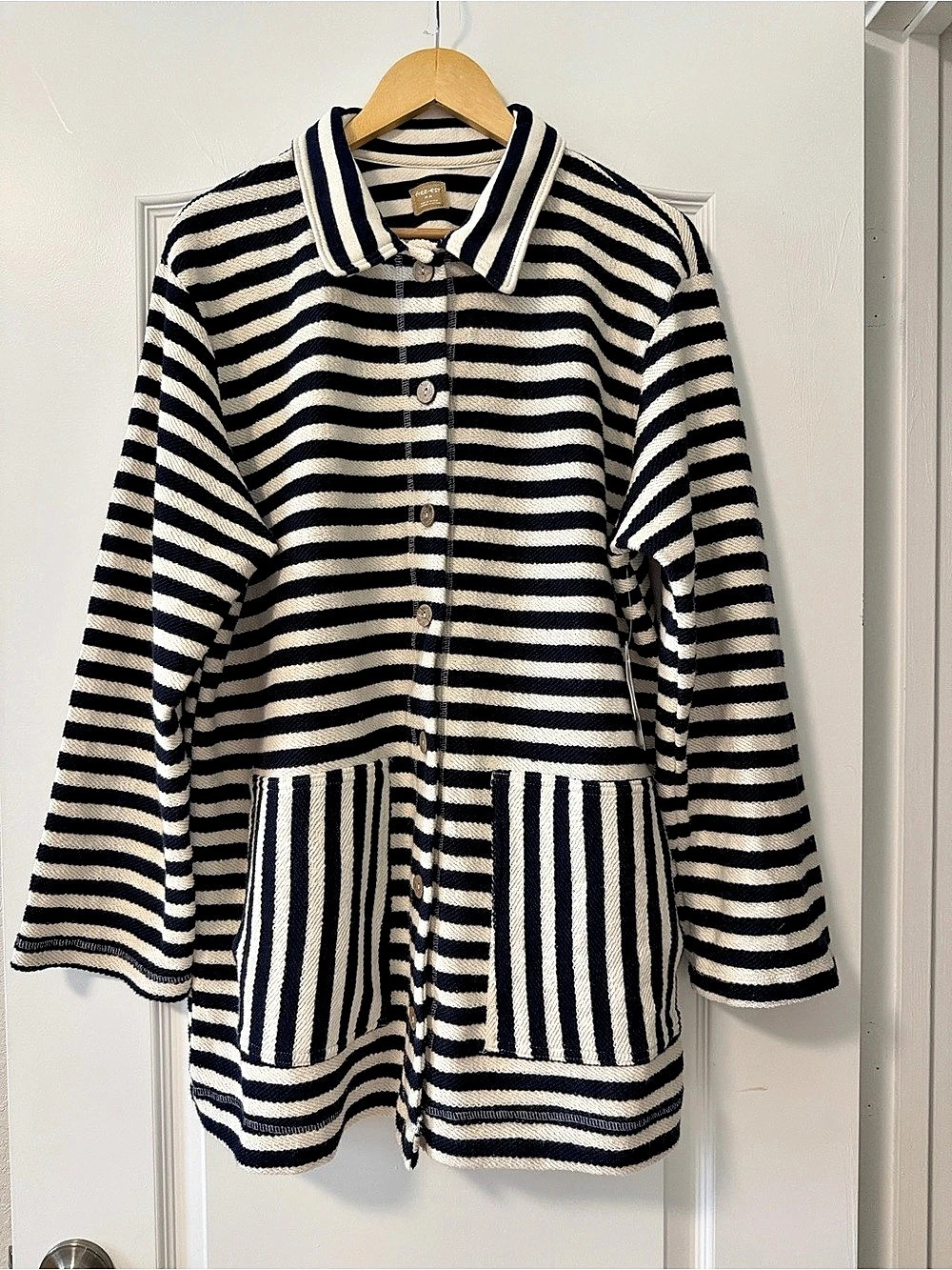 Free People free-est Striped Cotton  Cardigan in Navy & Cream Size Medium NWT
